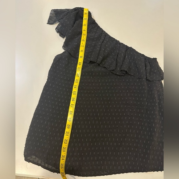 Paige Elegant Black Ruffled one Shoulder Shirt size small - Picture 5 of 5